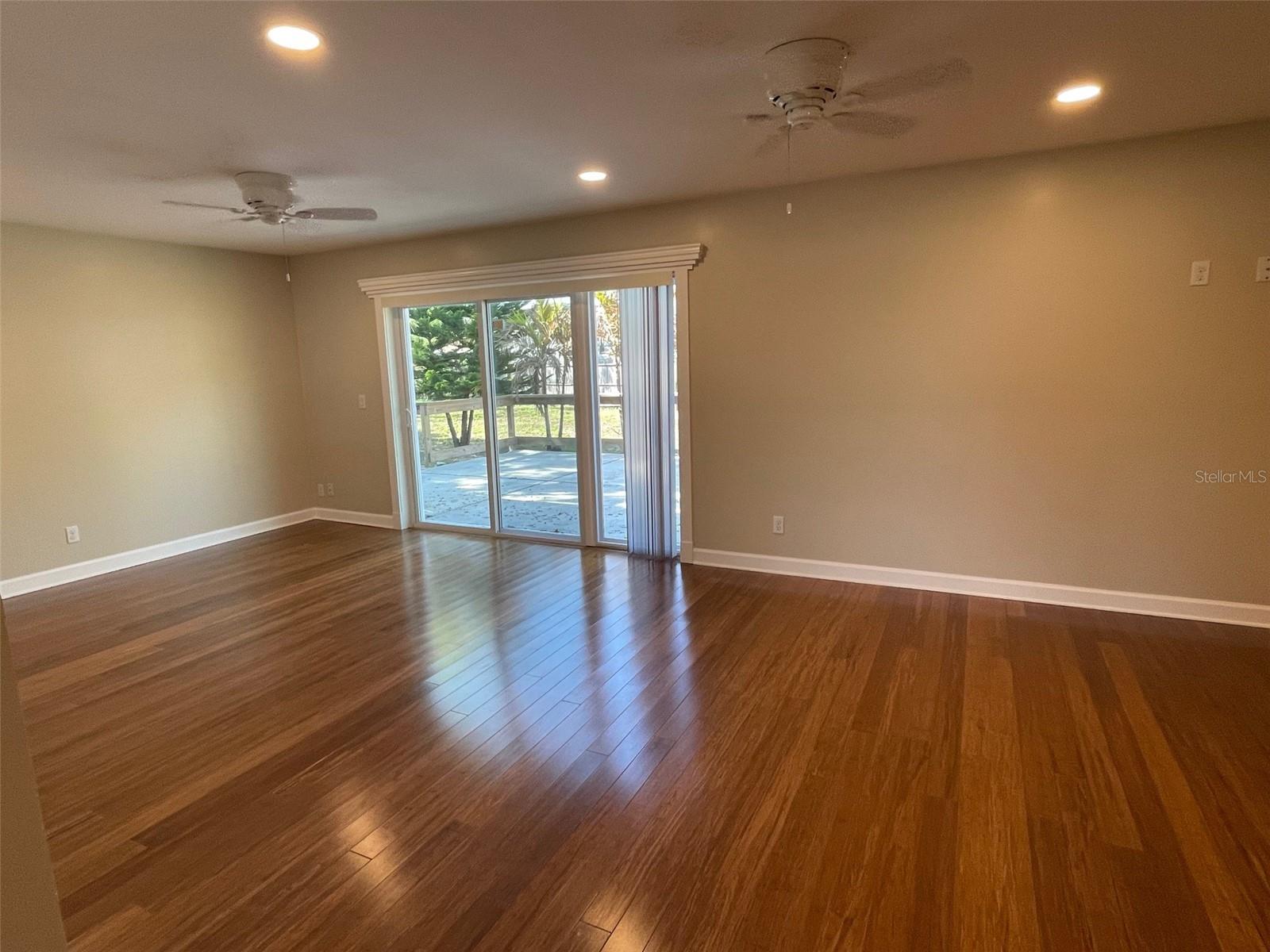 Image 9 of 41 For 6556 27th Street N