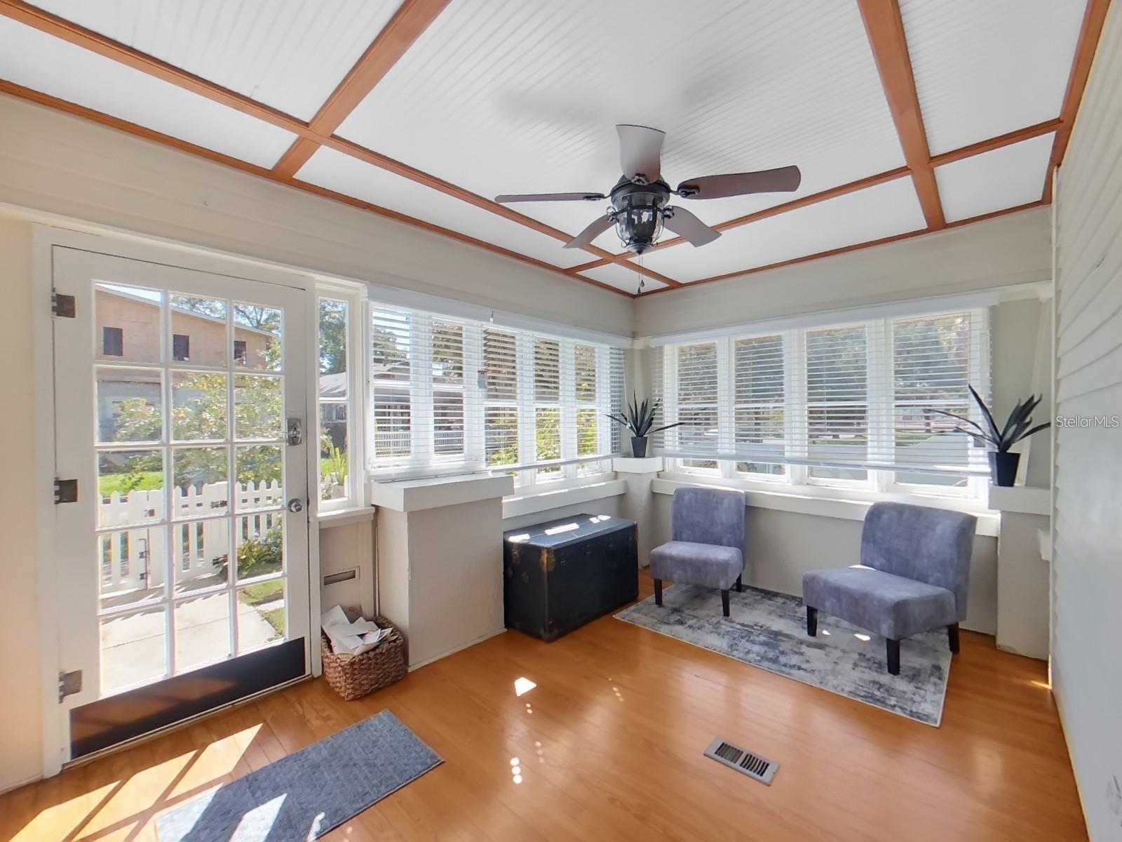 Image 17 of 42 For 614 8th Street N