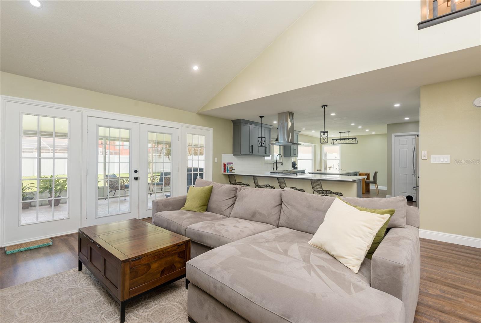 Image 10 of 37 For 14503 Thornfield Court