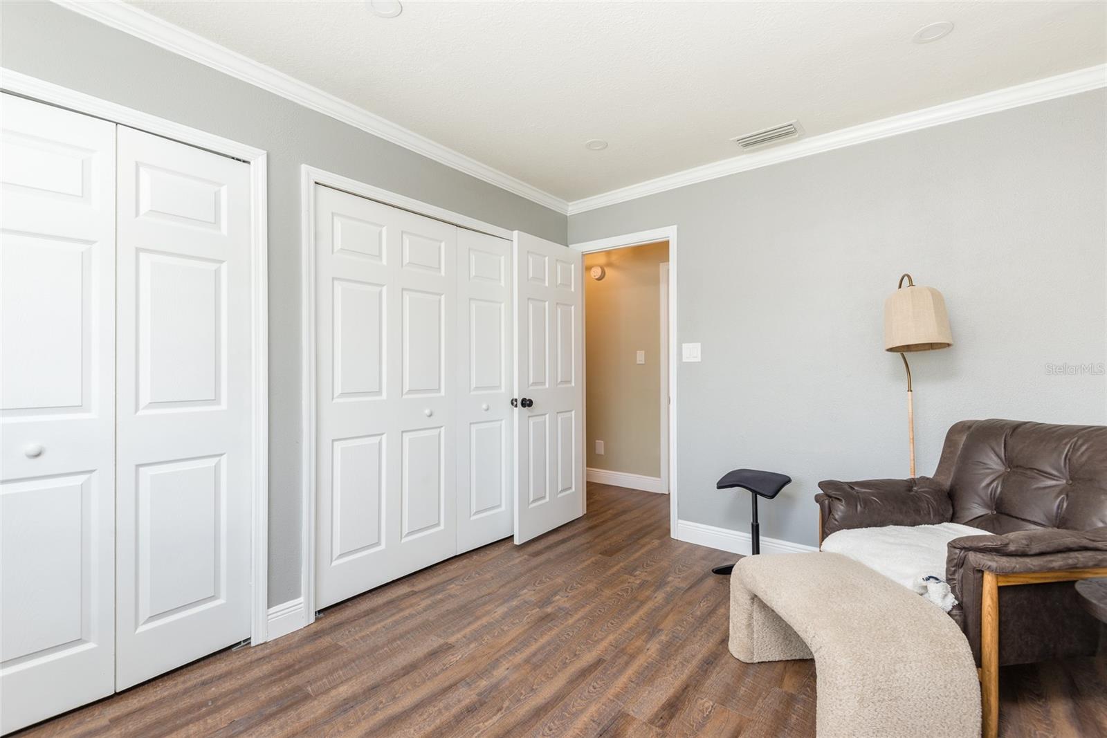 Image 23 of 37 For 14503 Thornfield Court