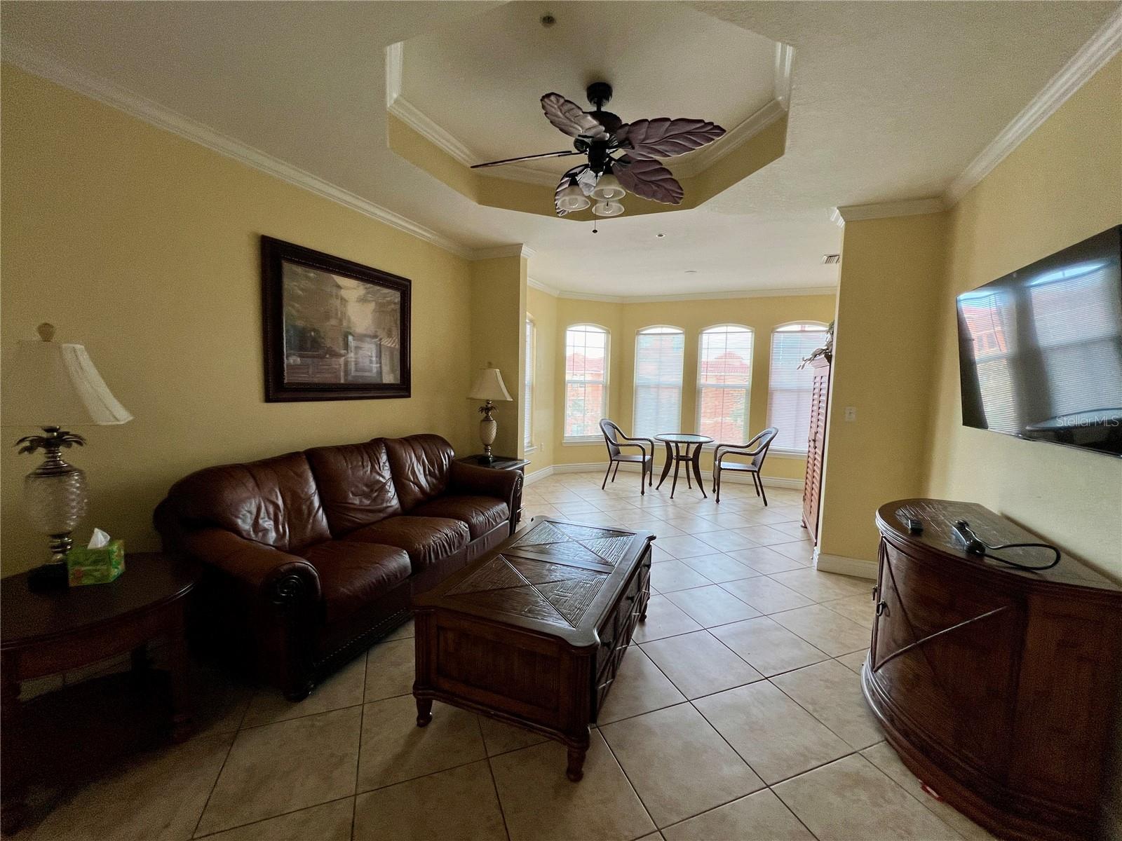 Image 13 of 16 For 2713 Via Murano 232