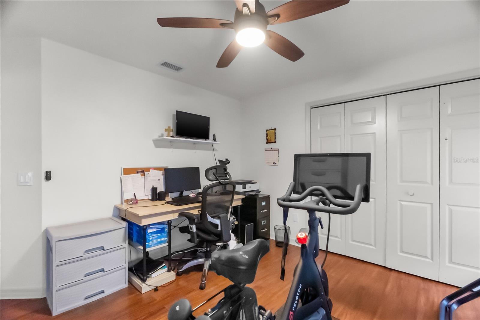 Image 45 of 85 For 1619 Palace Court