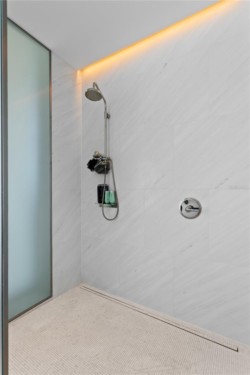 Image 16 of 51 For 1000 Water Street 1201