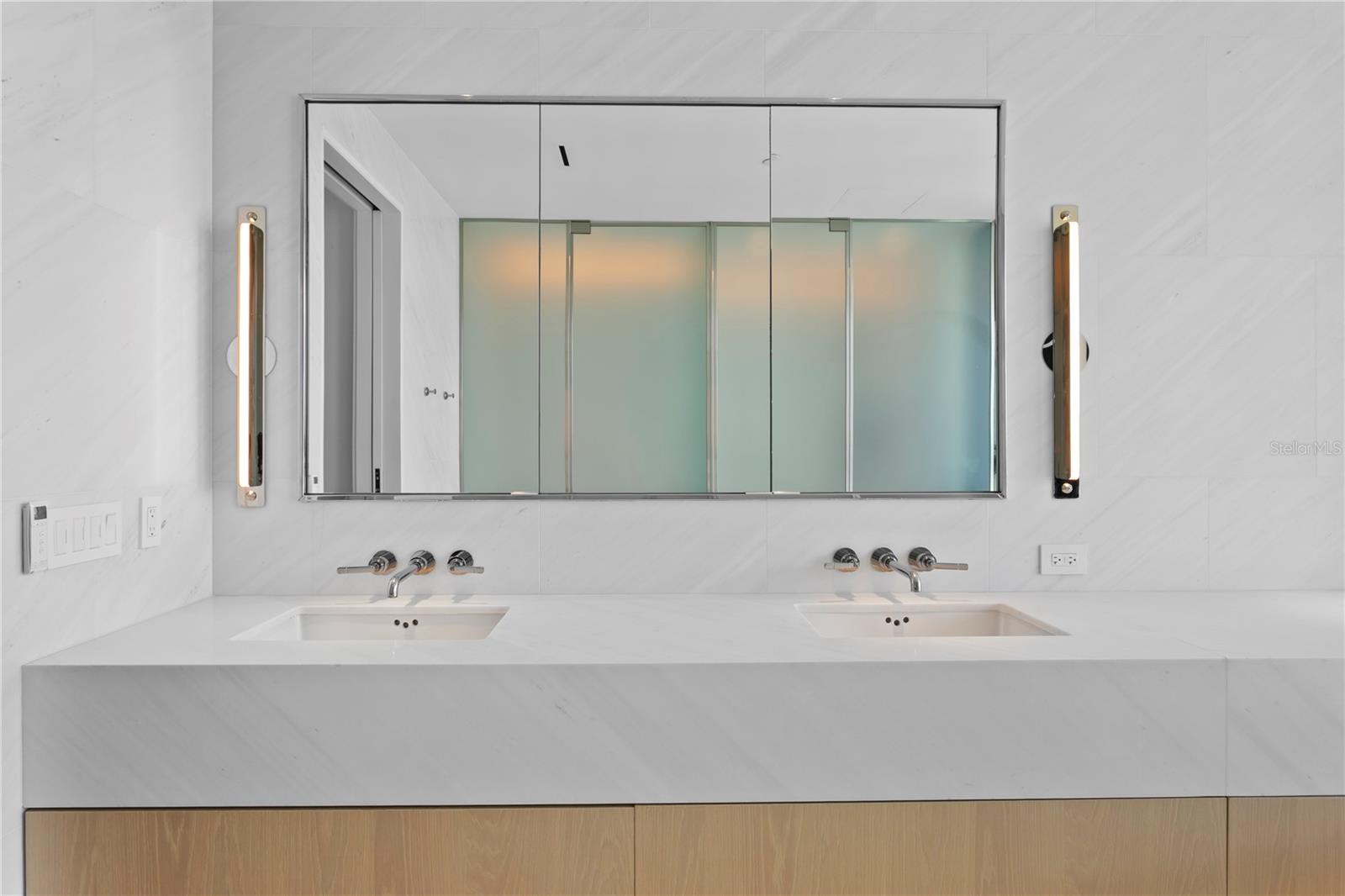 Image 17 of 51 For 1000 Water Street 1201