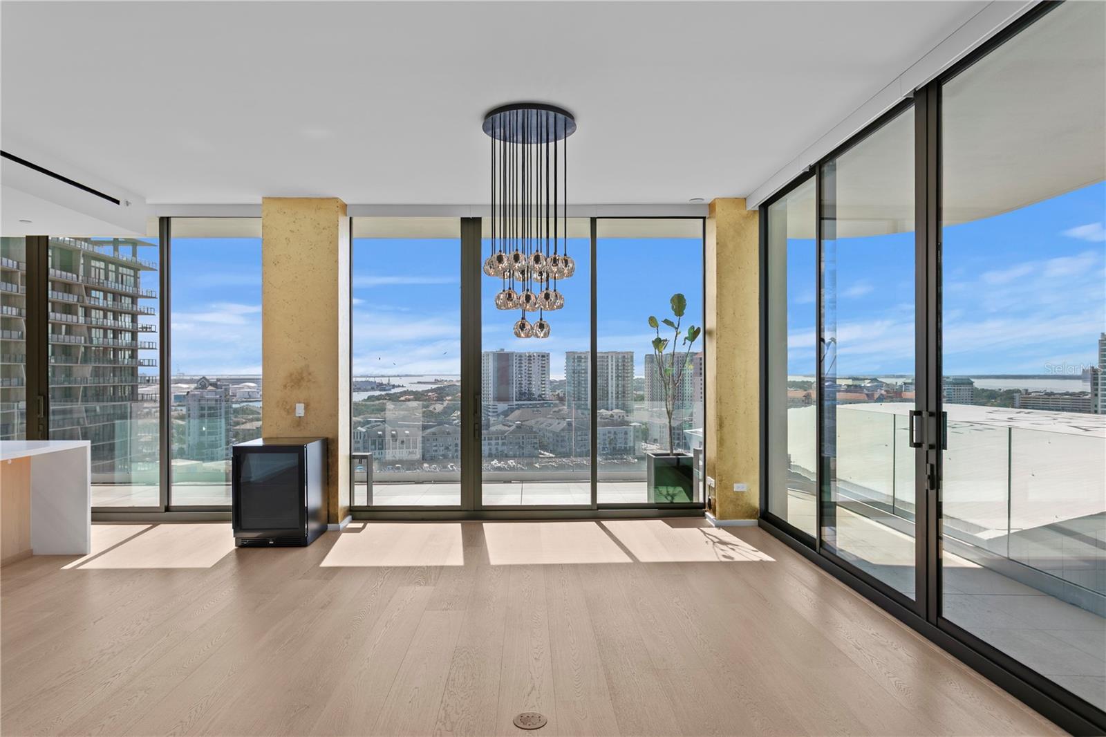 Image 35 of 51 For 1000 Water Street 1201