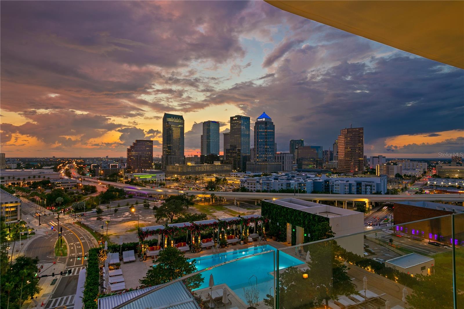 Image 45 of 51 For 1000 Water Street 1201