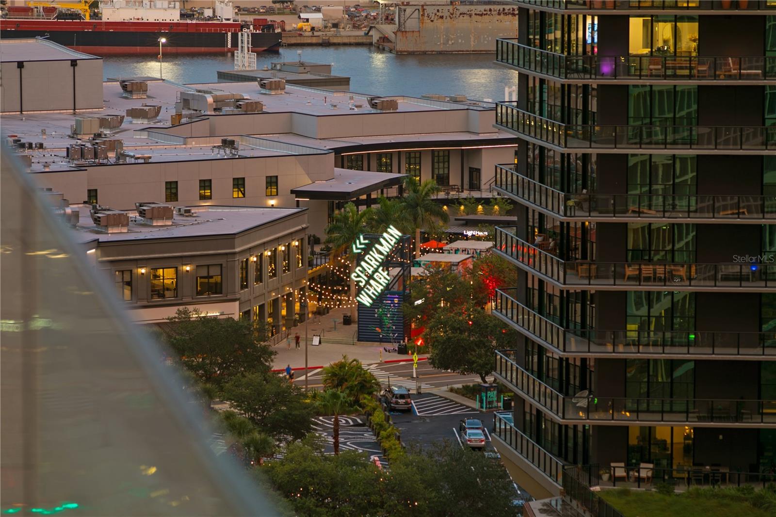 Image 49 of 51 For 1000 Water Street 1201