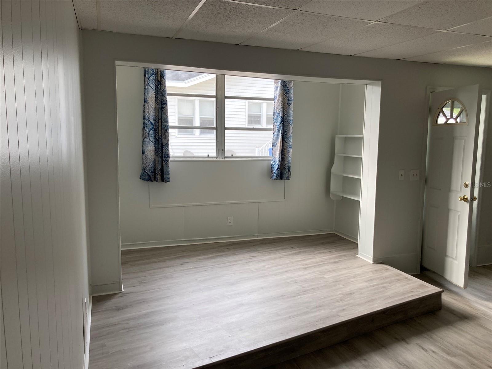 Image 6 of 12 For 3421 35th Street N A