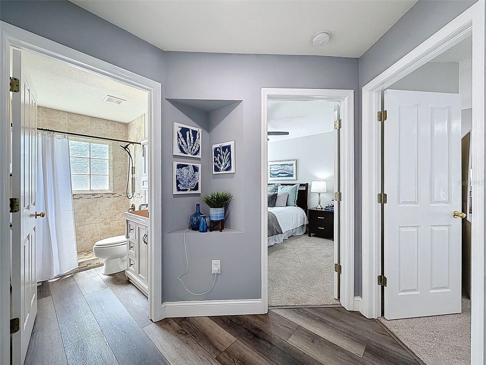 Image 19 of 31 For 8740 Maple Pond Court