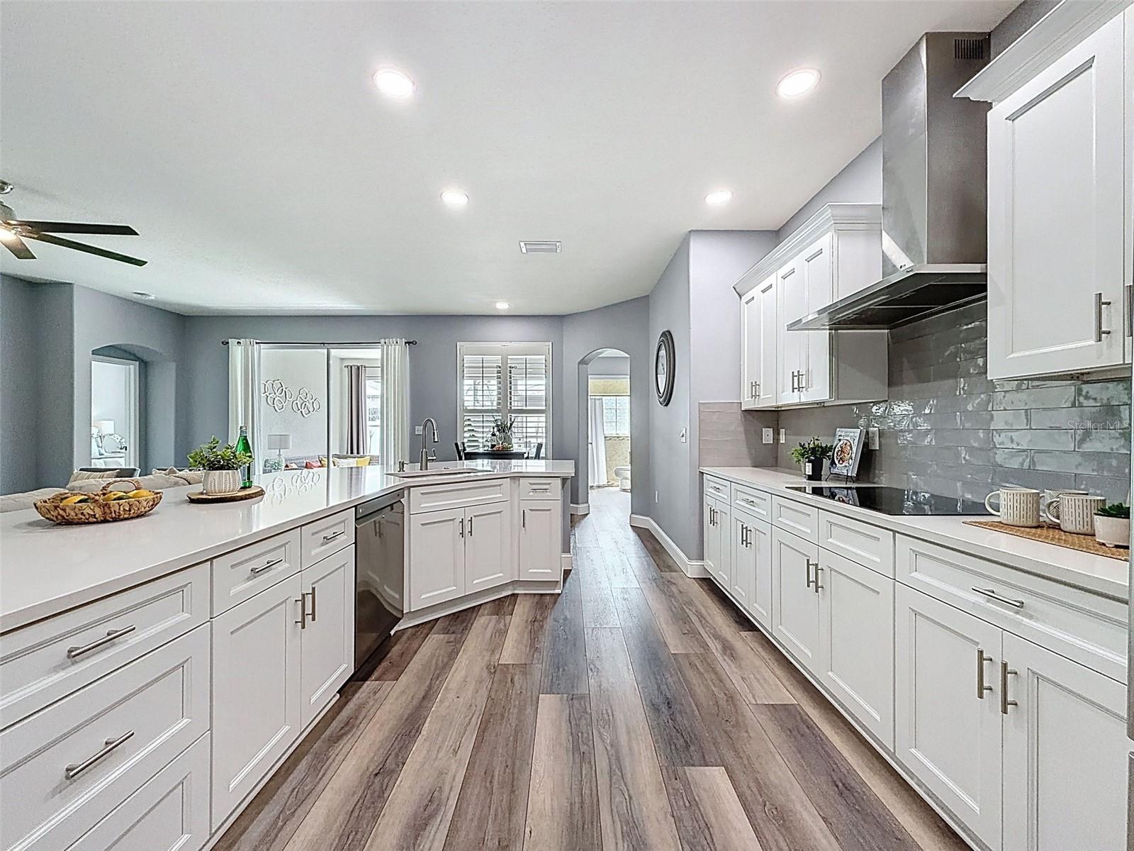 Image 9 of 31 For 8740 Maple Pond Court