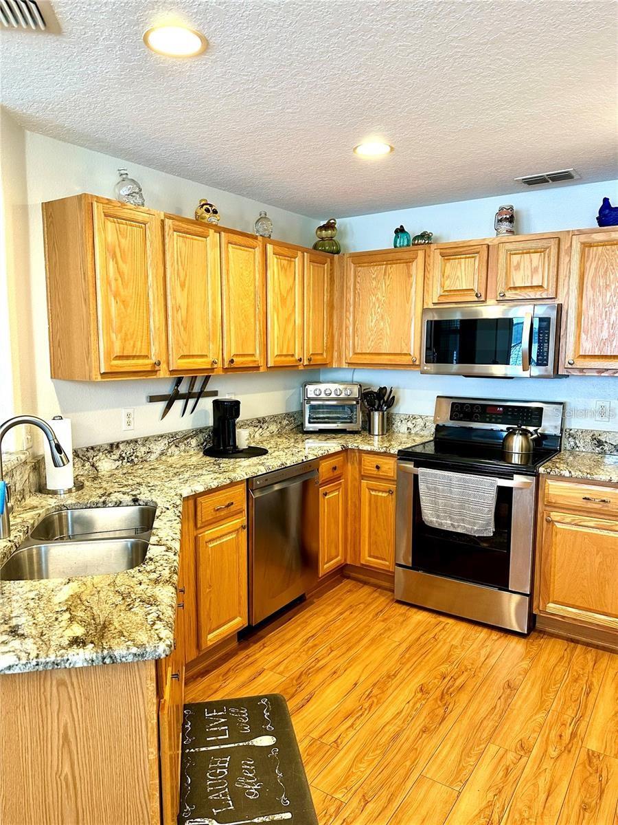 Image 9 of 36 For 3917 Serenade Lane