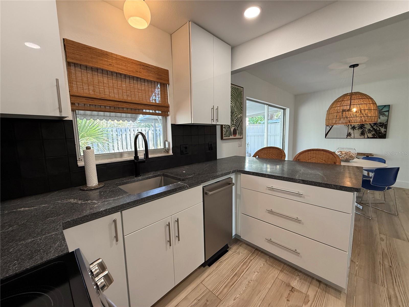 Image 10 of 30 For 204 Mindy Drive 204