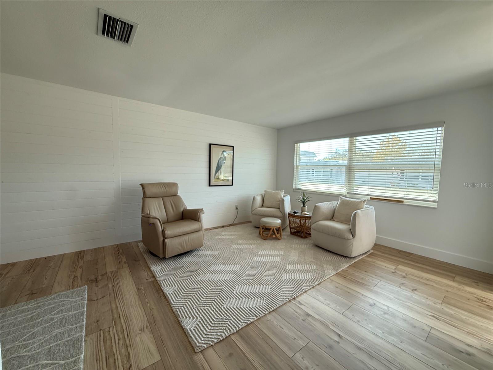 Image 5 of 30 For 204 Mindy Drive 204