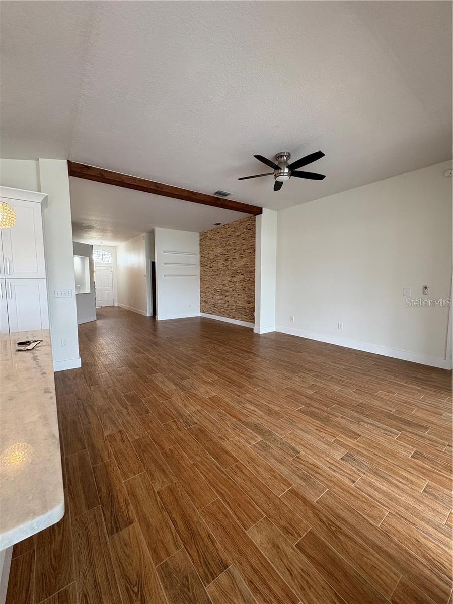 Image 19 of 24 For 9820 Bayboro Bridge Drive