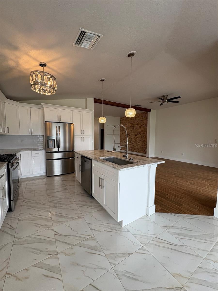 Image 22 of 24 For 9820 Bayboro Bridge Drive