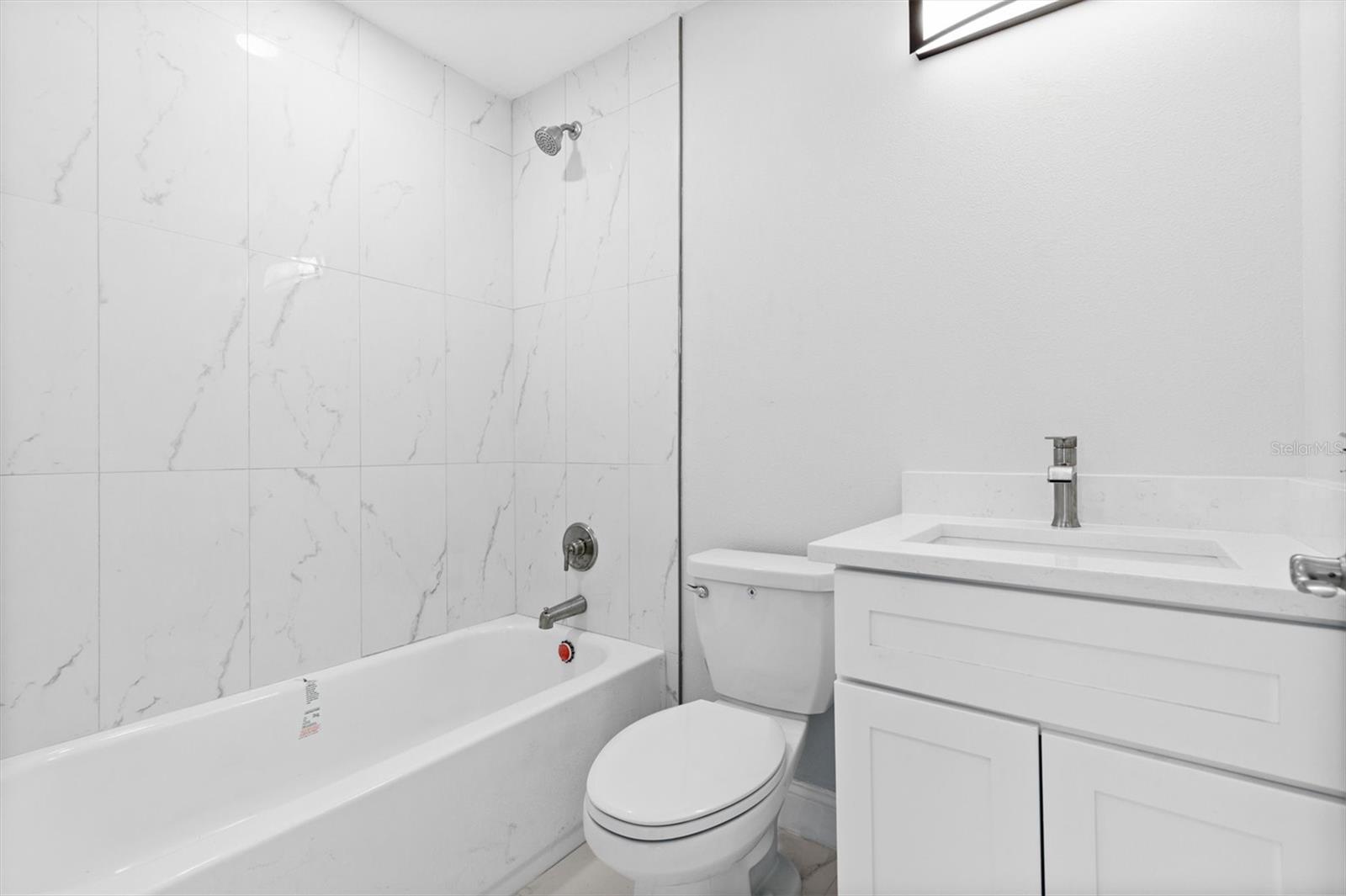 Listing photo id 9 for 2014 Wood Street