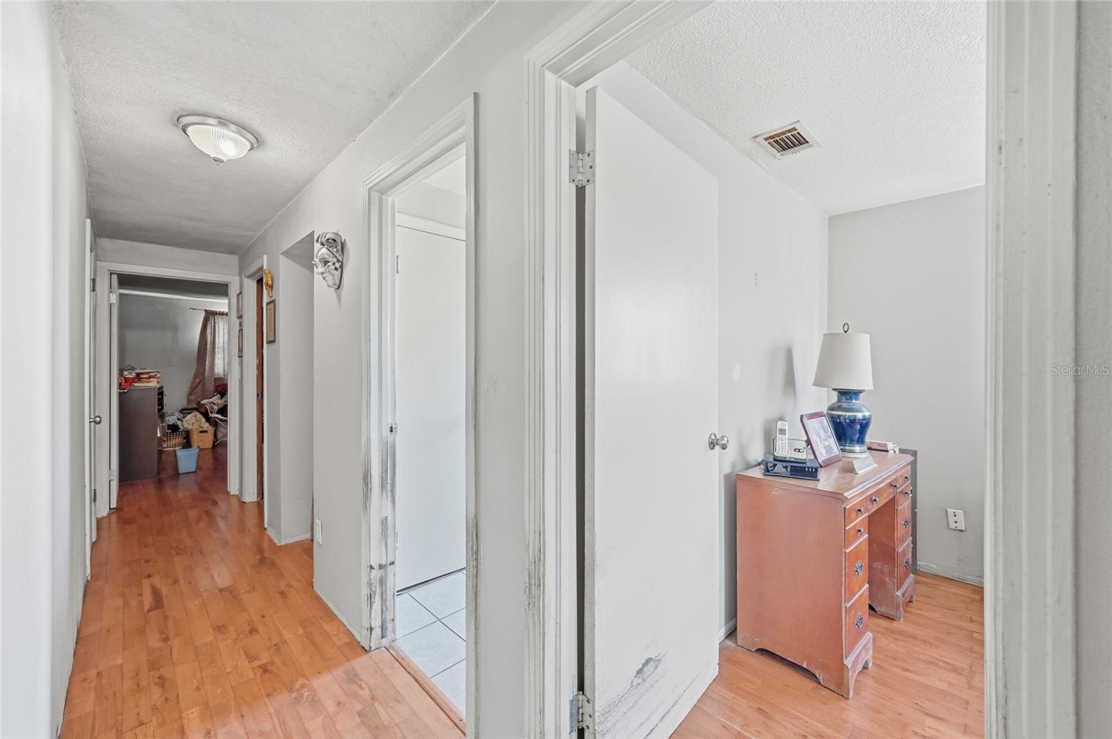 Image 11 of 35 For 2768 Belle Haven Drive