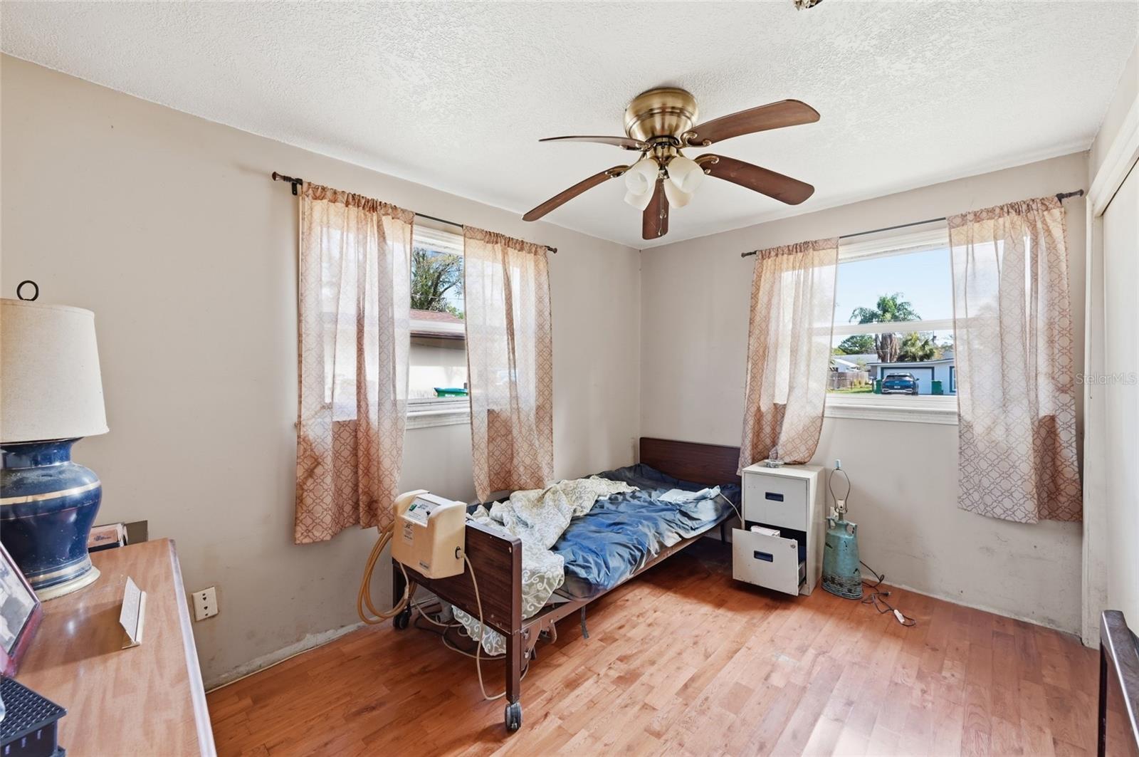 Image 12 of 35 For 2768 Belle Haven Drive