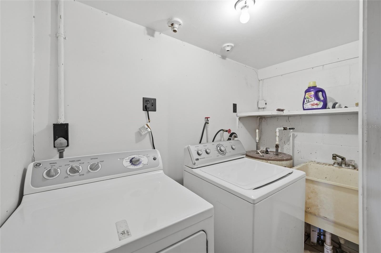 Image 17 of 35 For 2768 Belle Haven Drive