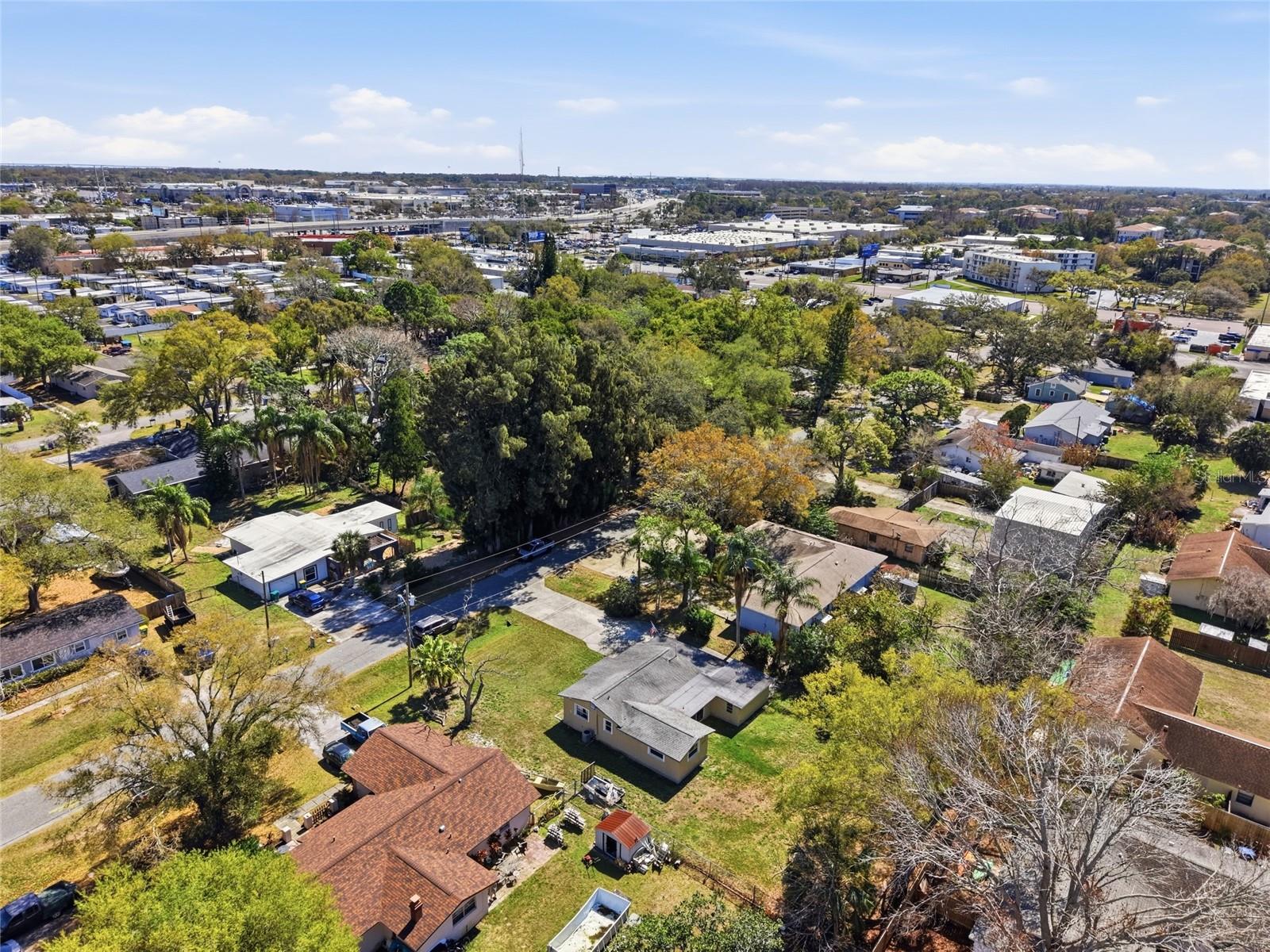 Image 32 of 35 For 2768 Belle Haven Drive