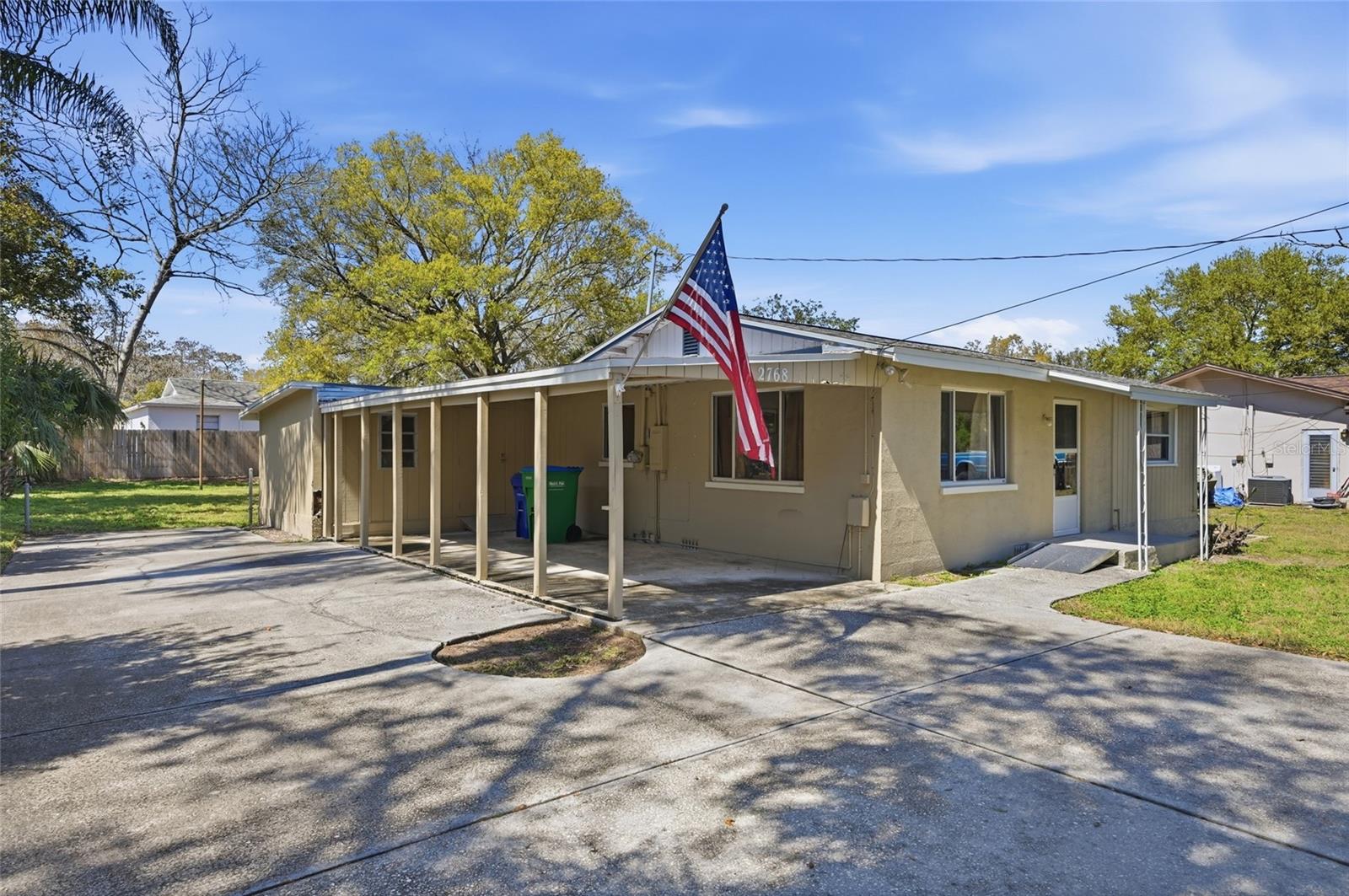 Image 4 of 35 For 2768 Belle Haven Drive