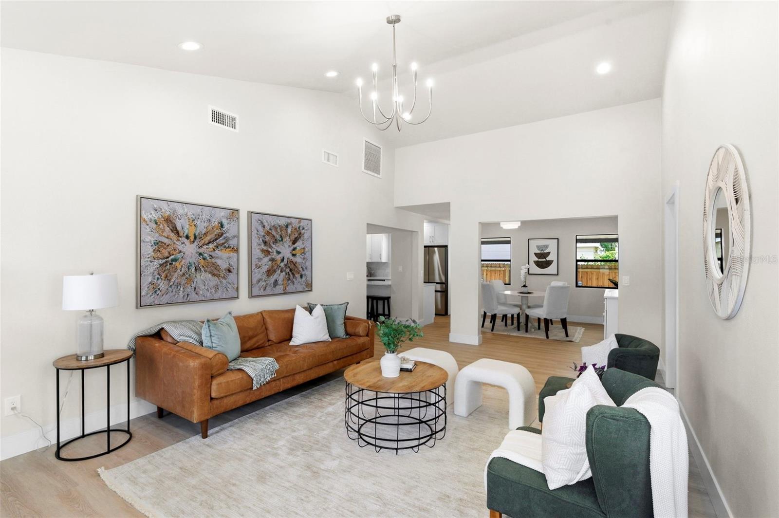 Image 16 of 40 For 5124 Ridge Street N