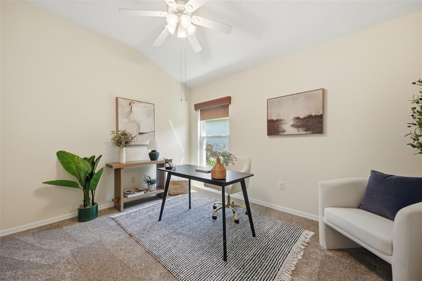 Listing photo id 9 for 19305 Gophertrail Place