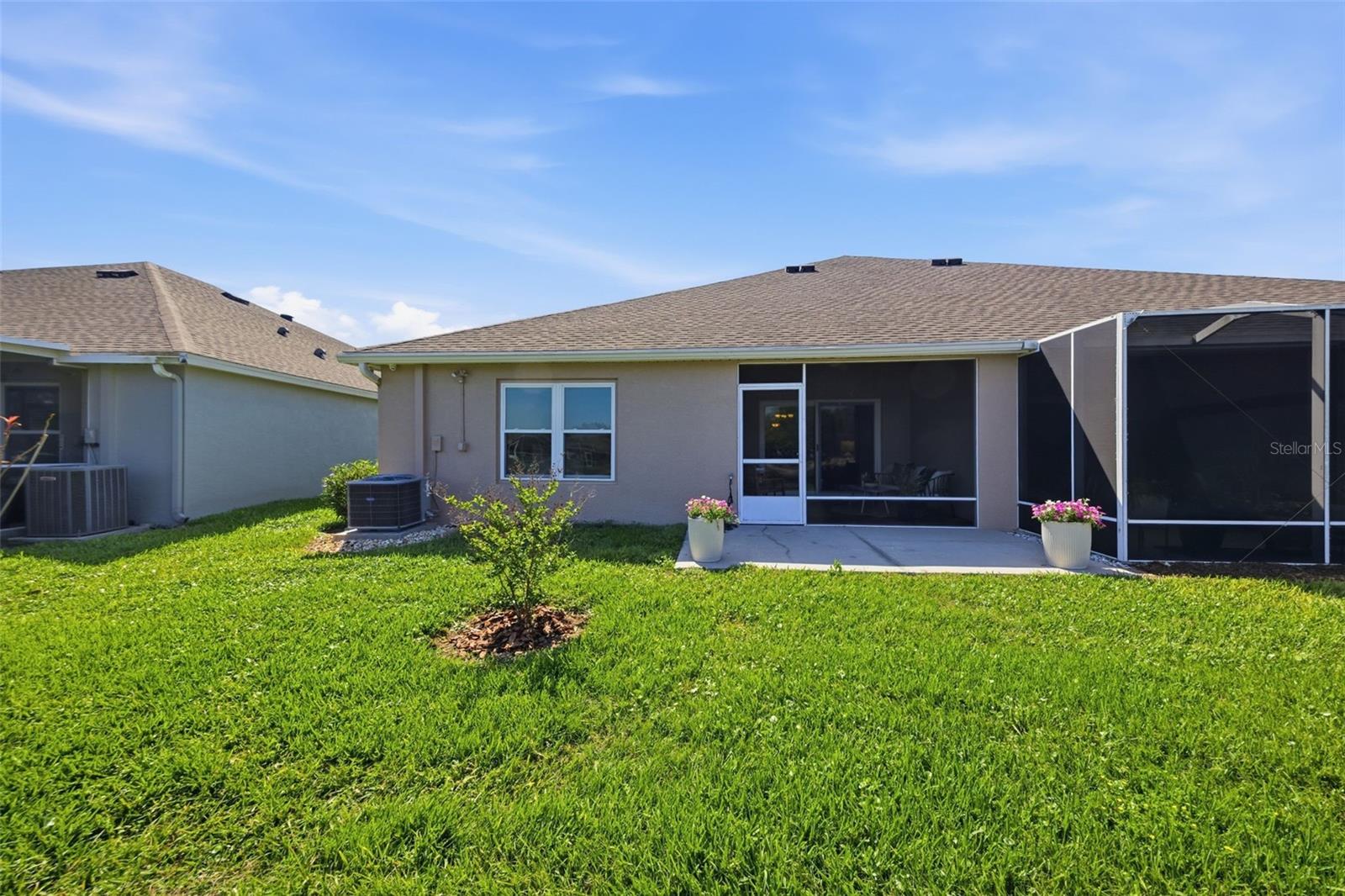 Listing photo id 16 for 19305 Gophertrail Place