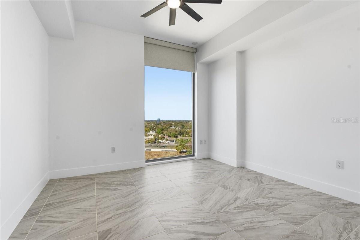 Image 31 of 60 For 777 3rd Avenue N 1202