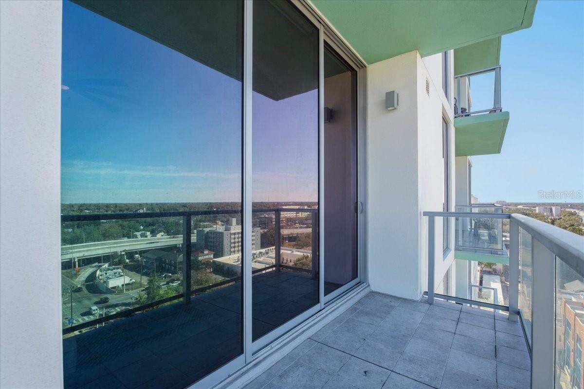 Image 33 of 60 For 777 3rd Avenue N 1202