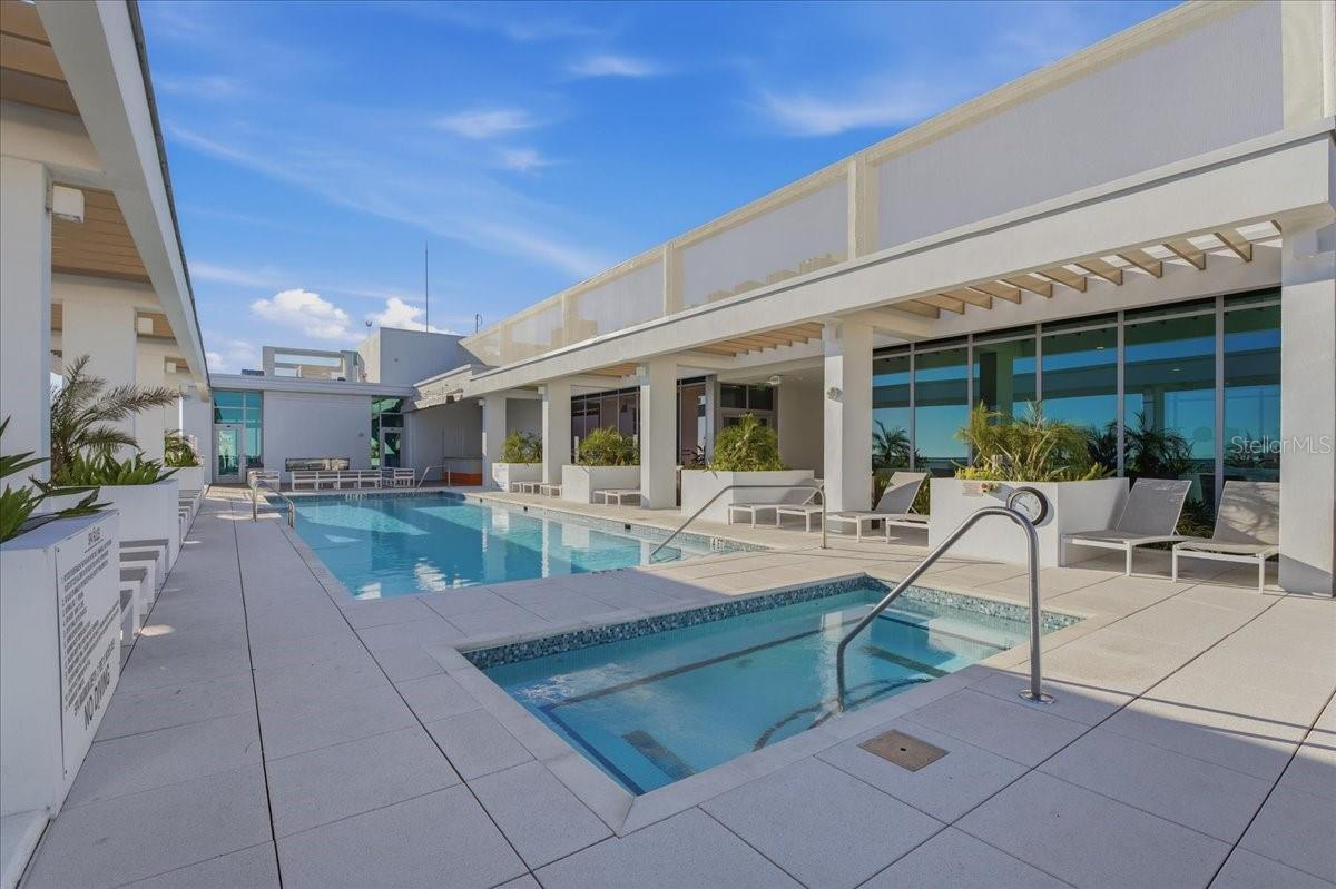 Image 43 of 60 For 777 3rd Avenue N 1202