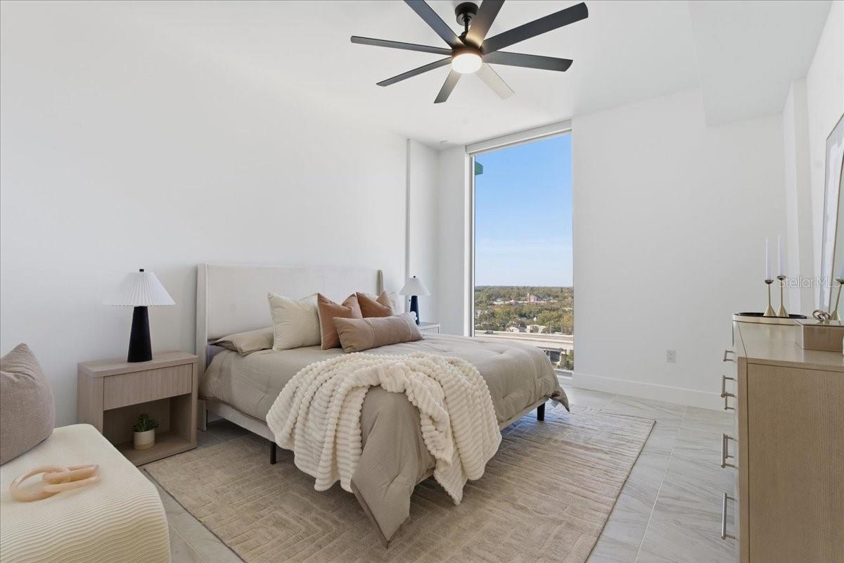 Image 7 of 60 For 777 3rd Avenue N 1202