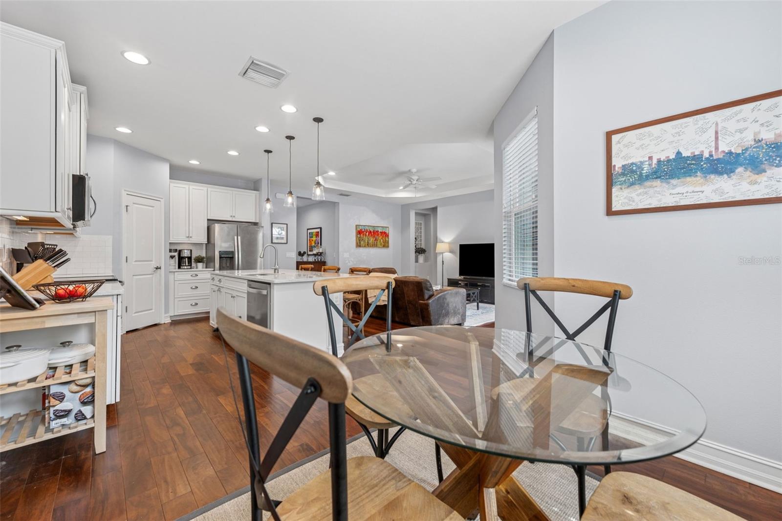 Image 18 of 39 For 8011 Red Orchard Court