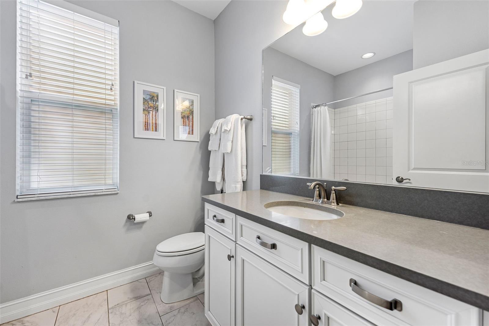 Image 29 of 39 For 8011 Red Orchard Court