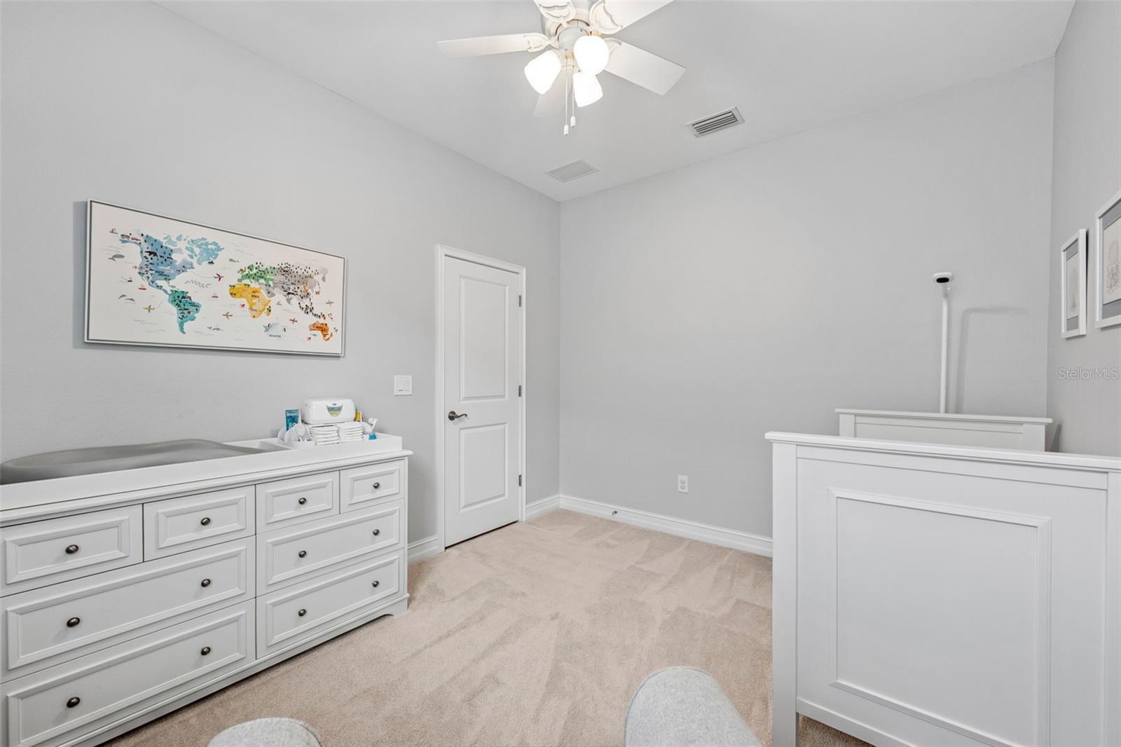 Image 32 of 39 For 8011 Red Orchard Court