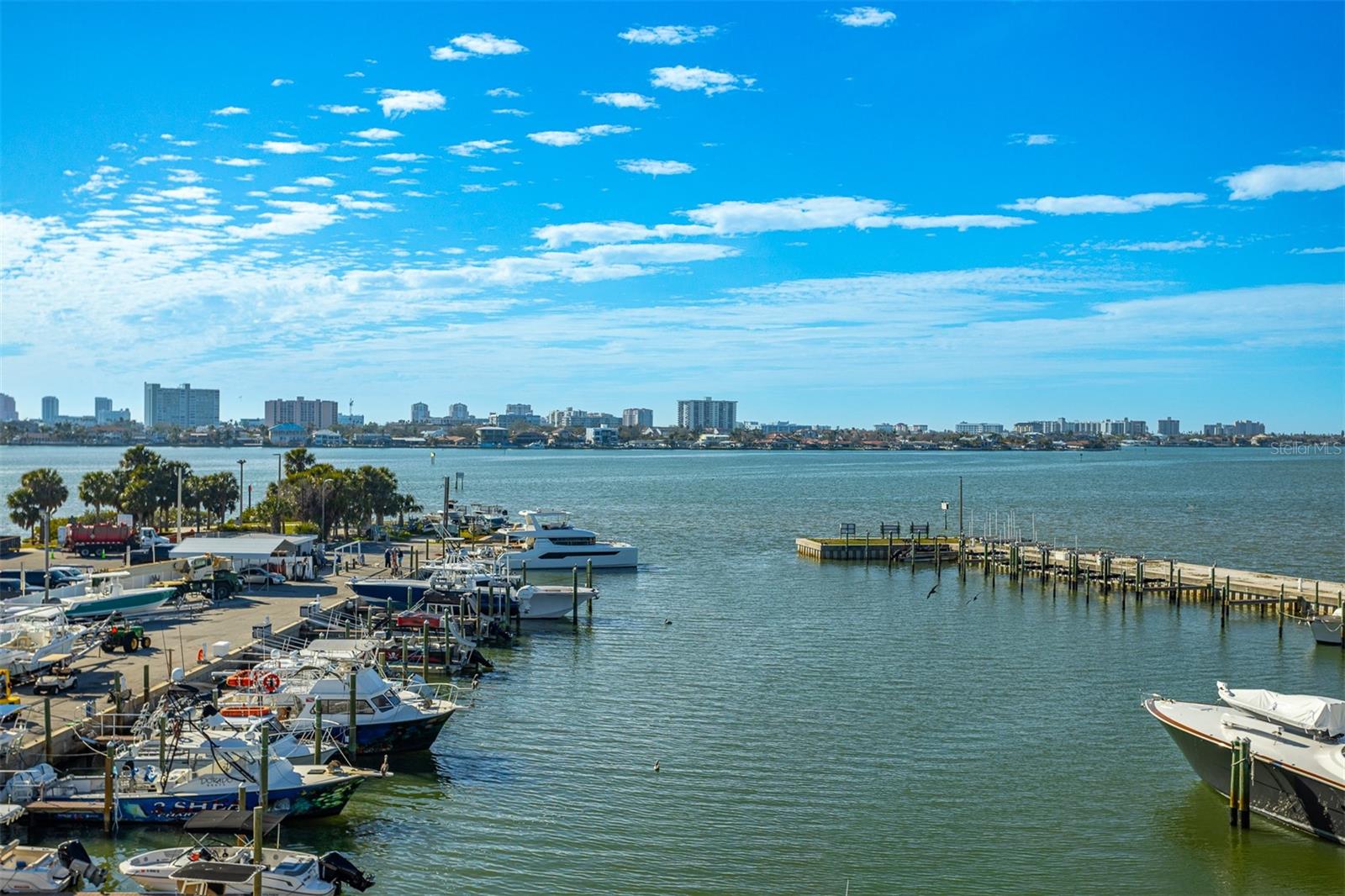 Listing photo id 41 for 870 Osceola Avenue