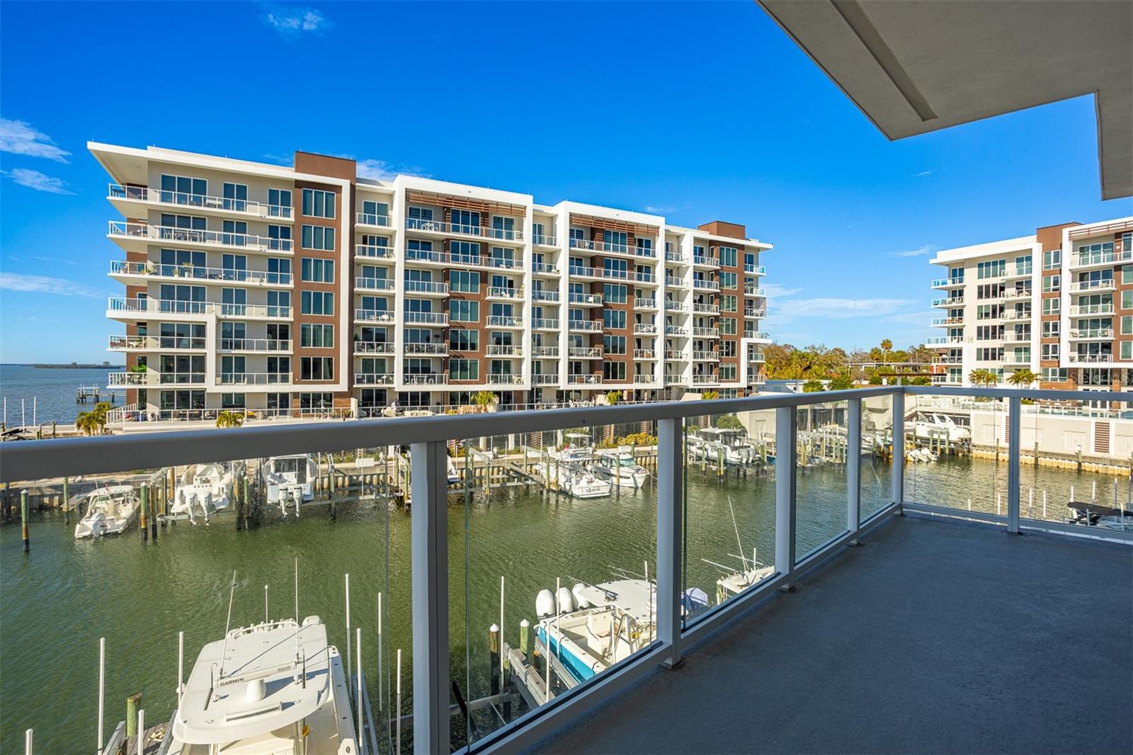 Listing photo id 48 for 870 Osceola Avenue