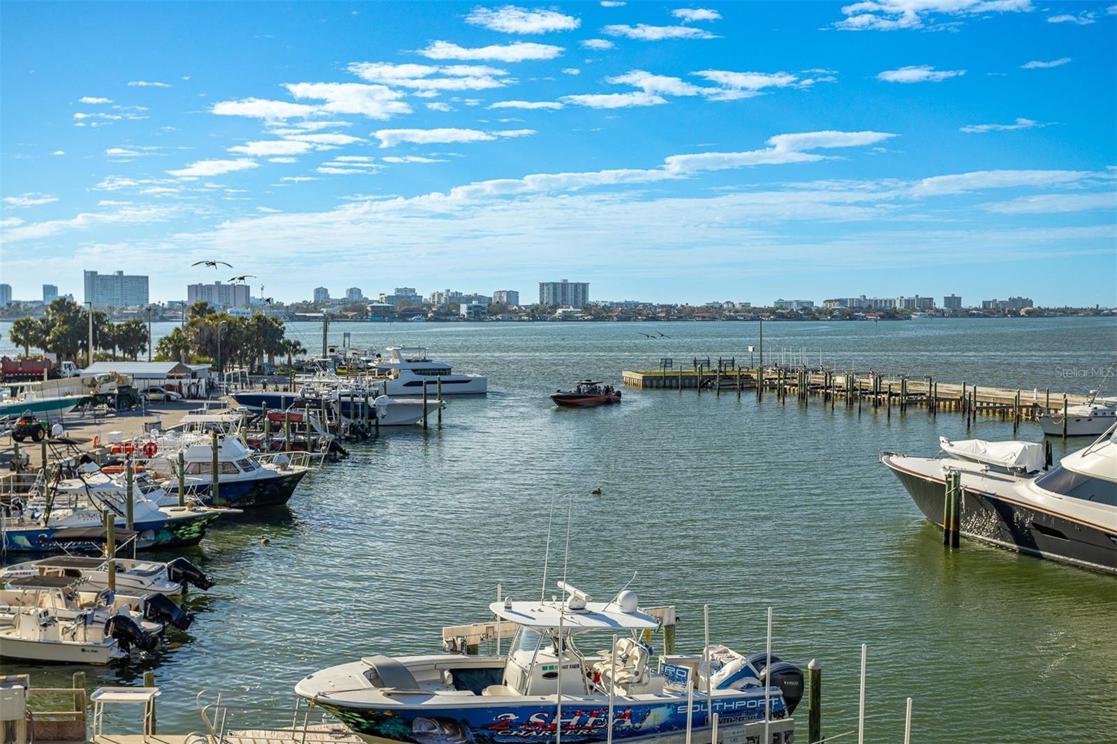 Listing photo id 49 for 870 Osceola Avenue