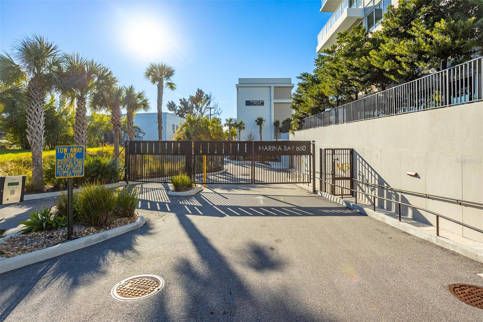 Listing photo id 55 for 870 Osceola Avenue