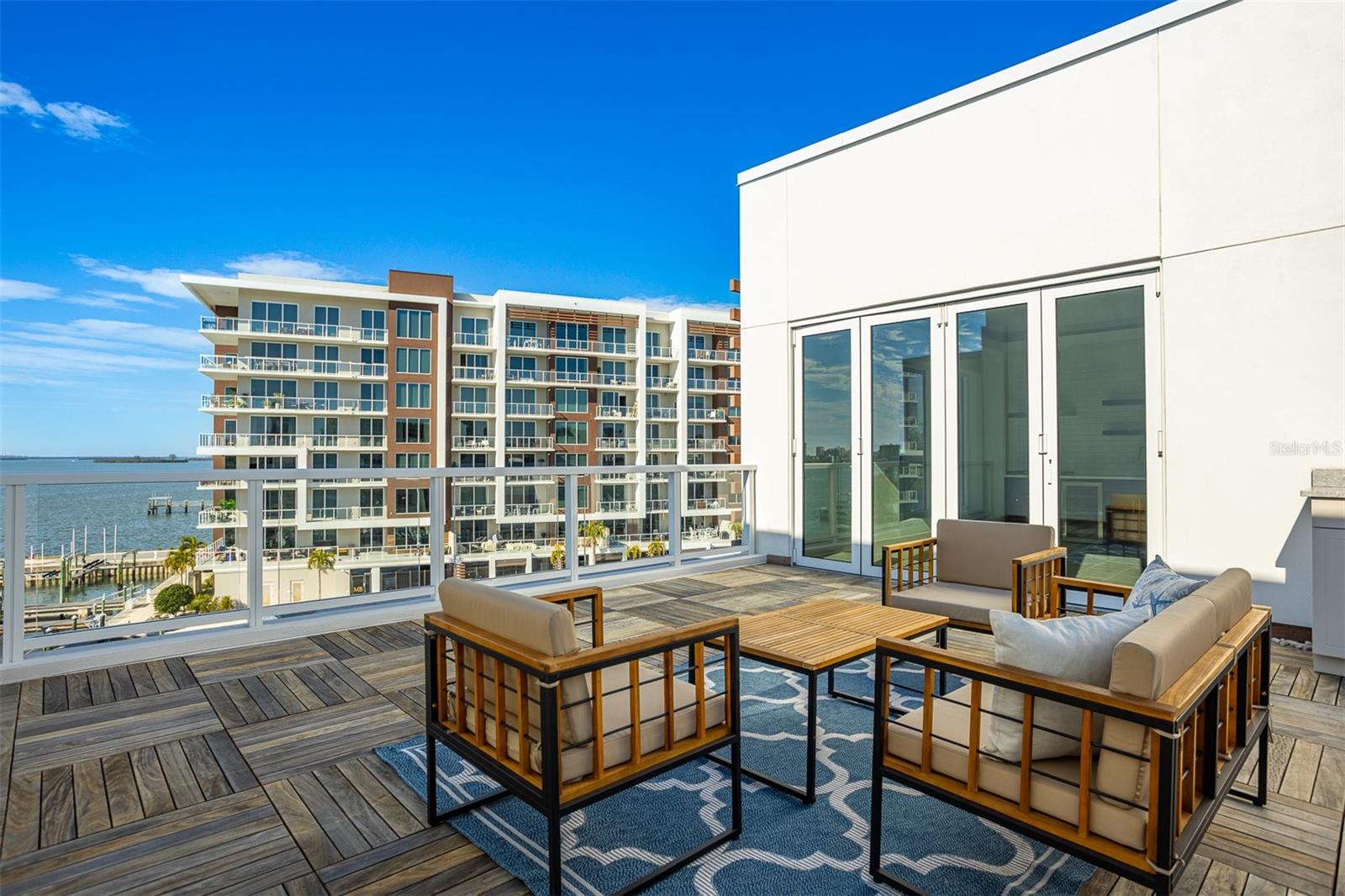 Listing photo id 62 for 870 Osceola Avenue