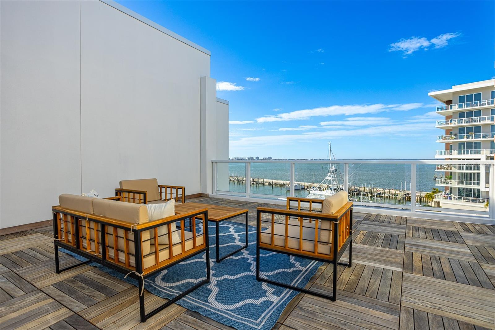 Listing photo id 64 for 870 Osceola Avenue