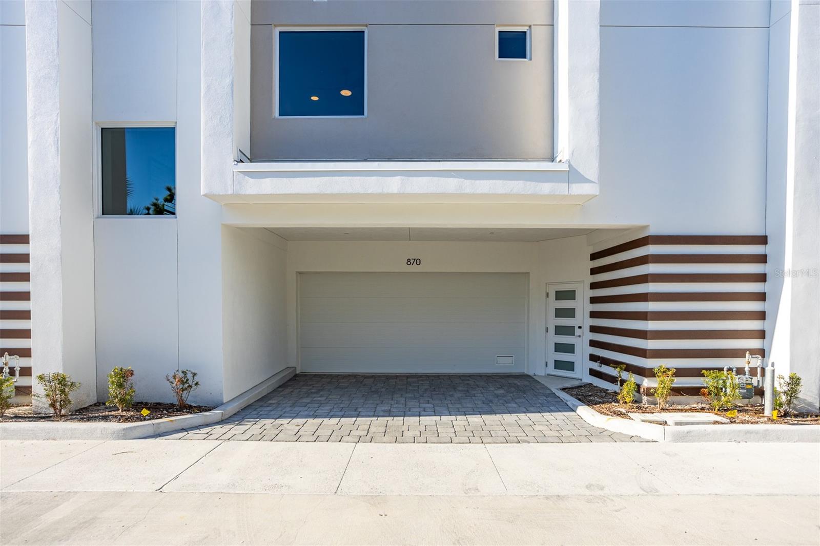 Listing photo id 66 for 870 Osceola Avenue