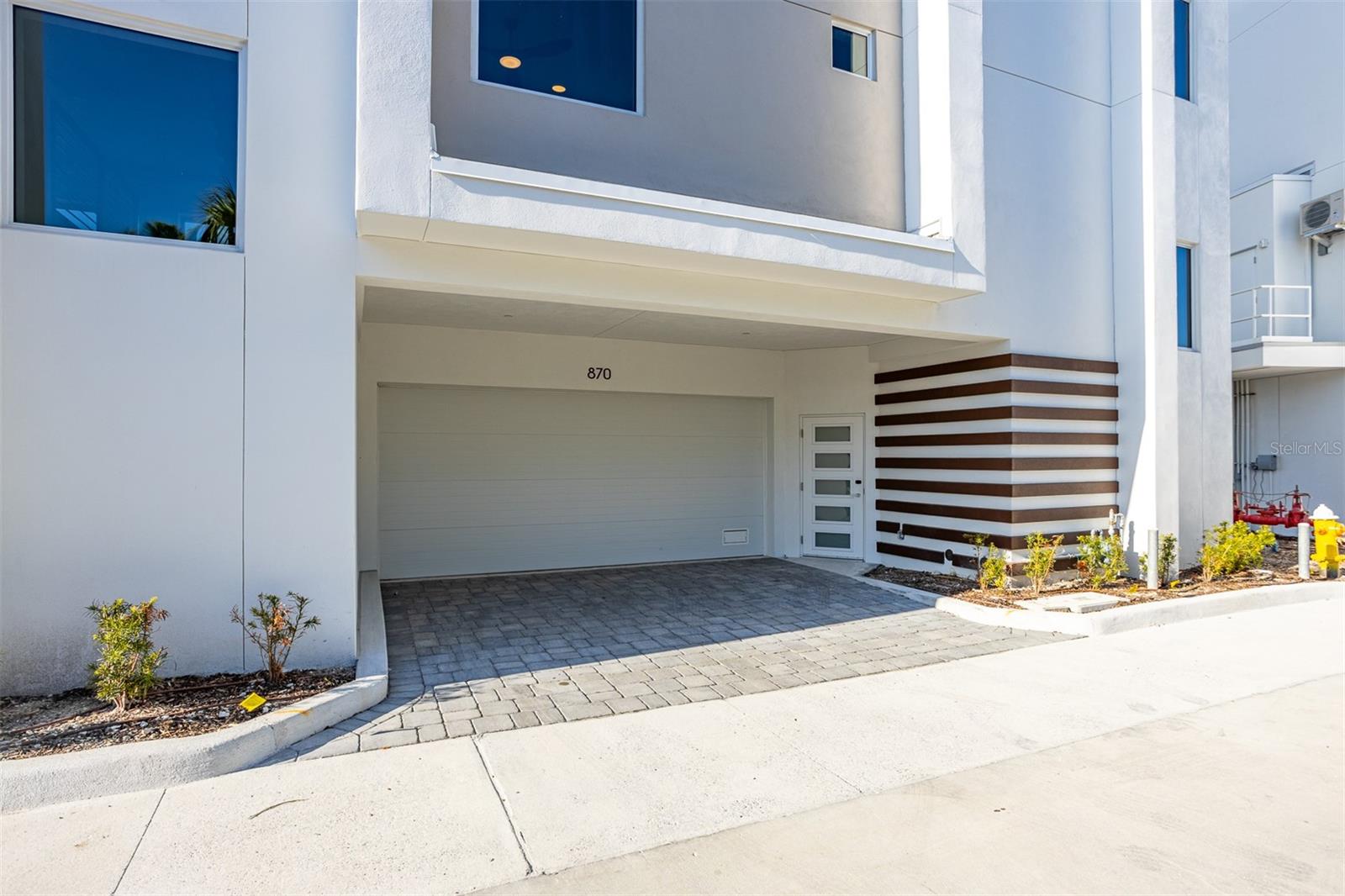 Listing photo id 68 for 870 Osceola Avenue