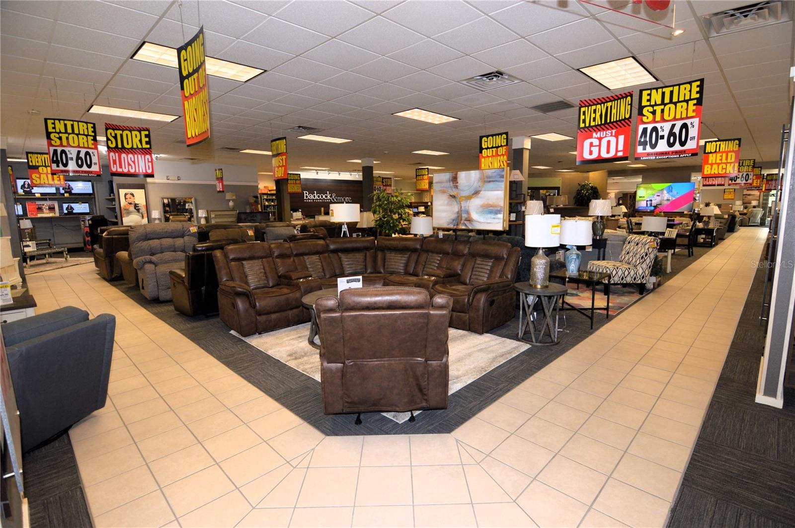 Image 23 of 47 For 5500 6th Street