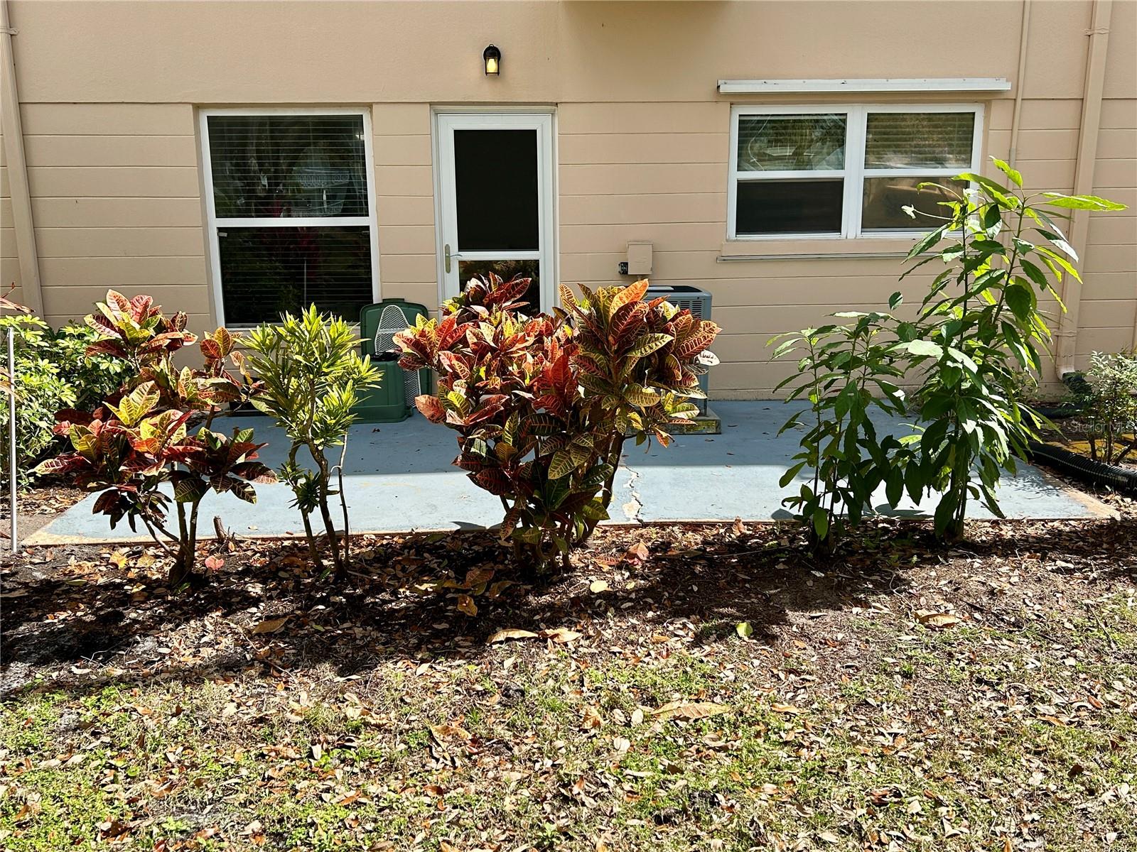 Image 32 of 53 For 2286 Norwegian Drive 8