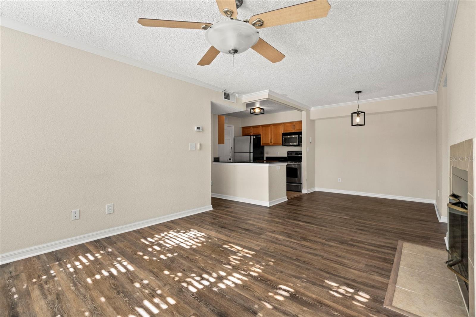 Image 10 of 35 For 3310 Haviland Court 203