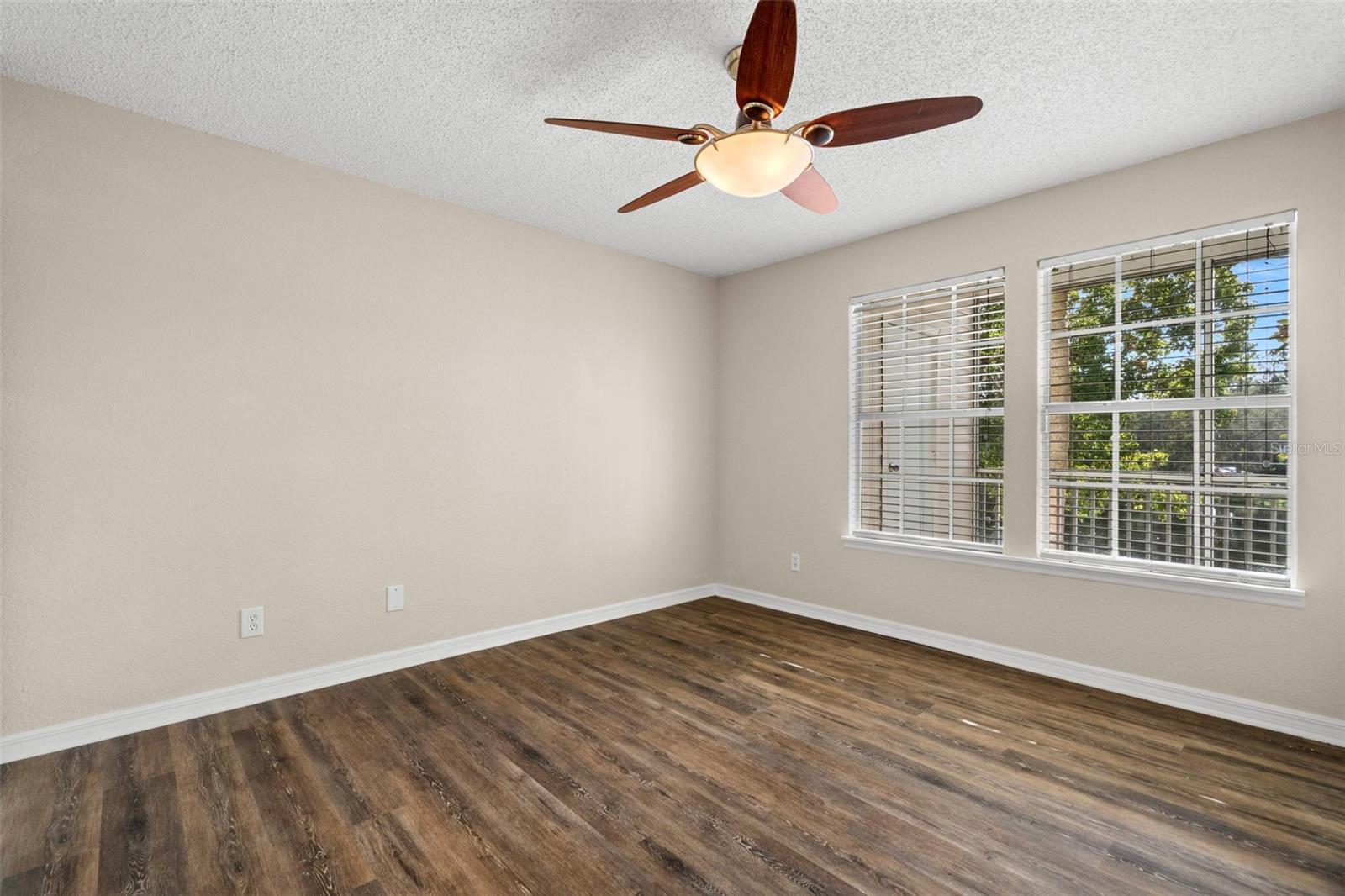 Image 19 of 35 For 3310 Haviland Court 203