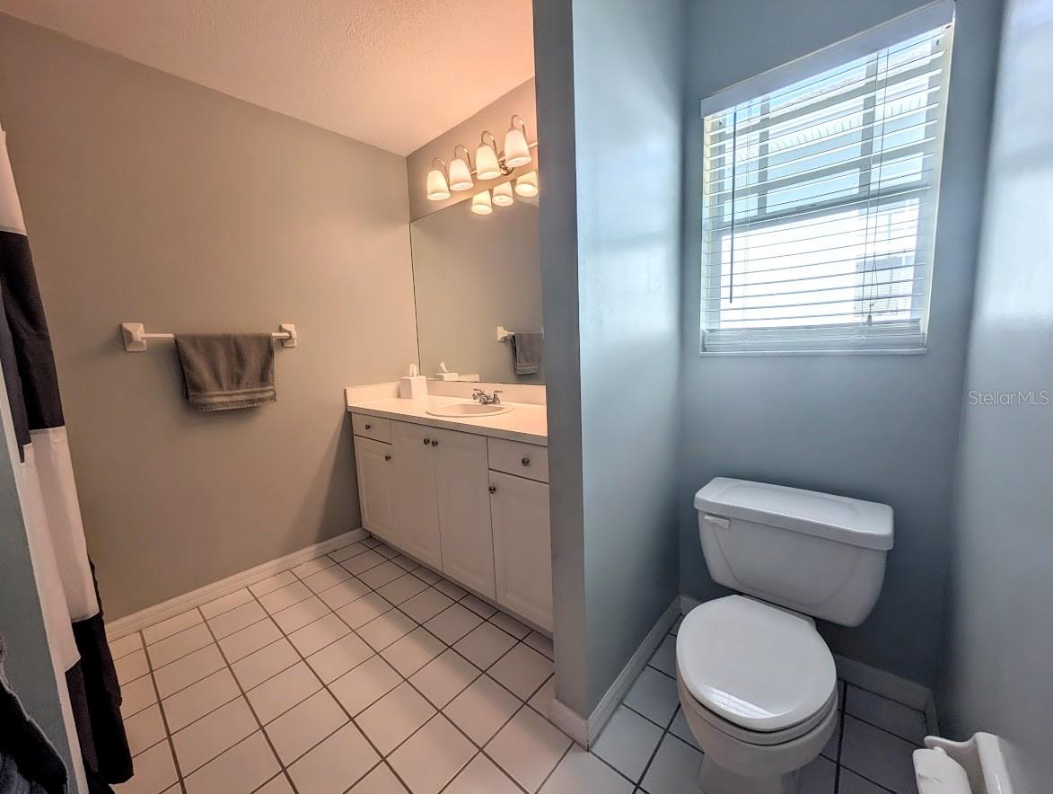 Image 18 of 27 For 2919 Bayshore Vista Drive