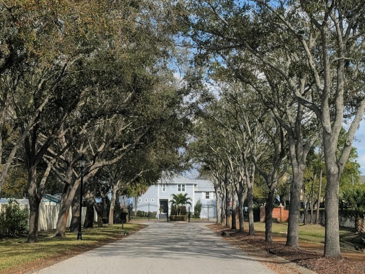 Image 24 of 27 For 2919 Bayshore Vista Drive