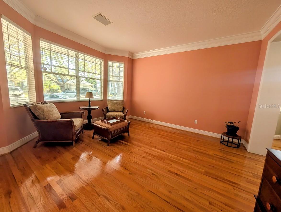 Image 5 of 27 For 2919 Bayshore Vista Drive